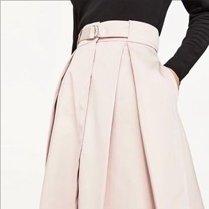 Zara blush pink XS skirt with belt / polyester